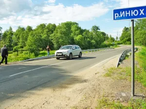 Состоялось выездное совещание по вопросу качества ремонта моста в Вахонинском сельском поселении