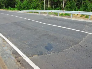Состоялось выездное совещание по вопросу качества ремонта моста в Вахонинском сельском поселении