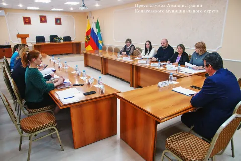 Вопросы демографии. Совещание.