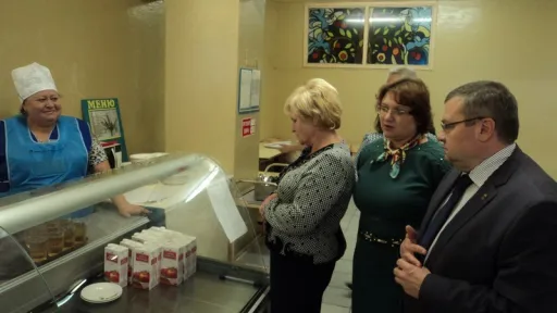 Лучший повар всех школ - Антонова Евгения Ярославовна.  Конаково. Сентябрь 2015 год.