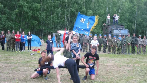 В Юрьево-Девичьевском сельском поселении прошел районный слет туристов. 2015 год.