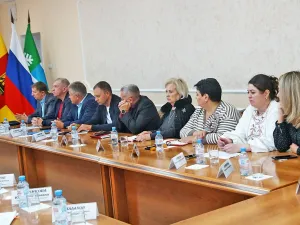 Совещание по вопросам вывоза ТБО