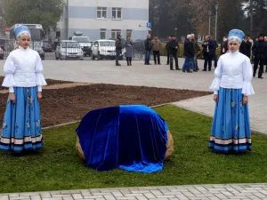 16 октября 2015 года. Закладка первого камня скульптурной композиции "Святые благоверные Петр и Феврония Муромские".