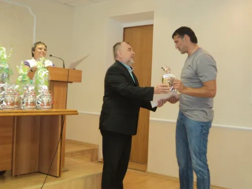 Награждение лучших спортсменов района. 12 августа 2013 года